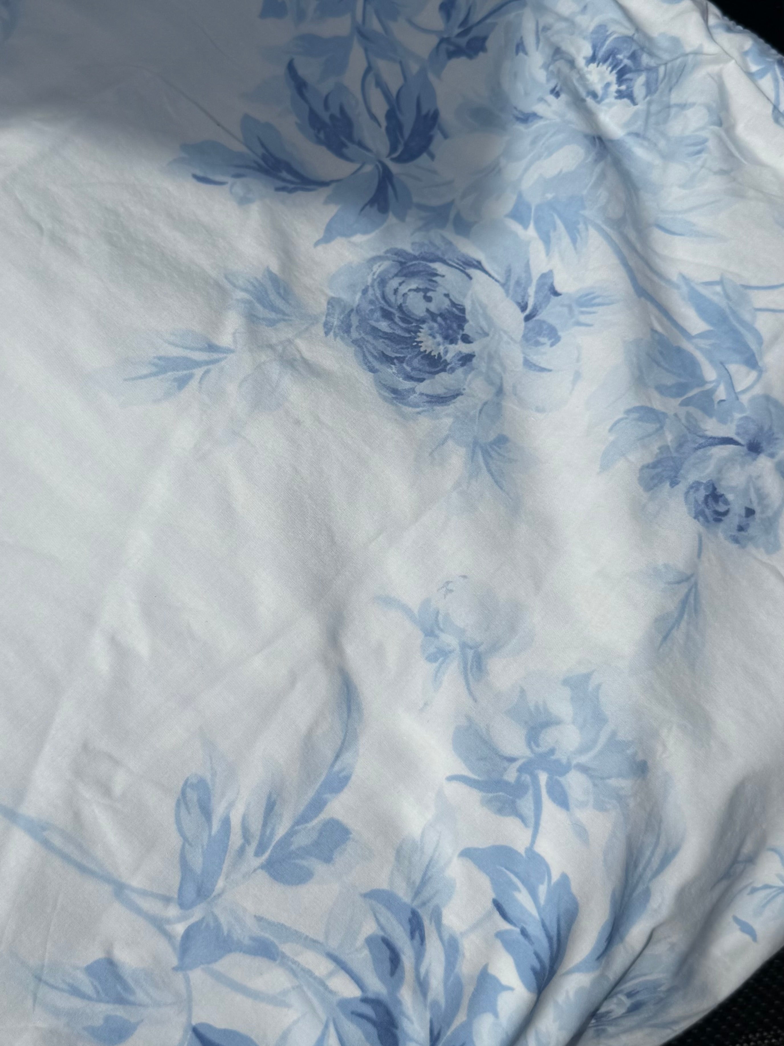 Blue & white floral