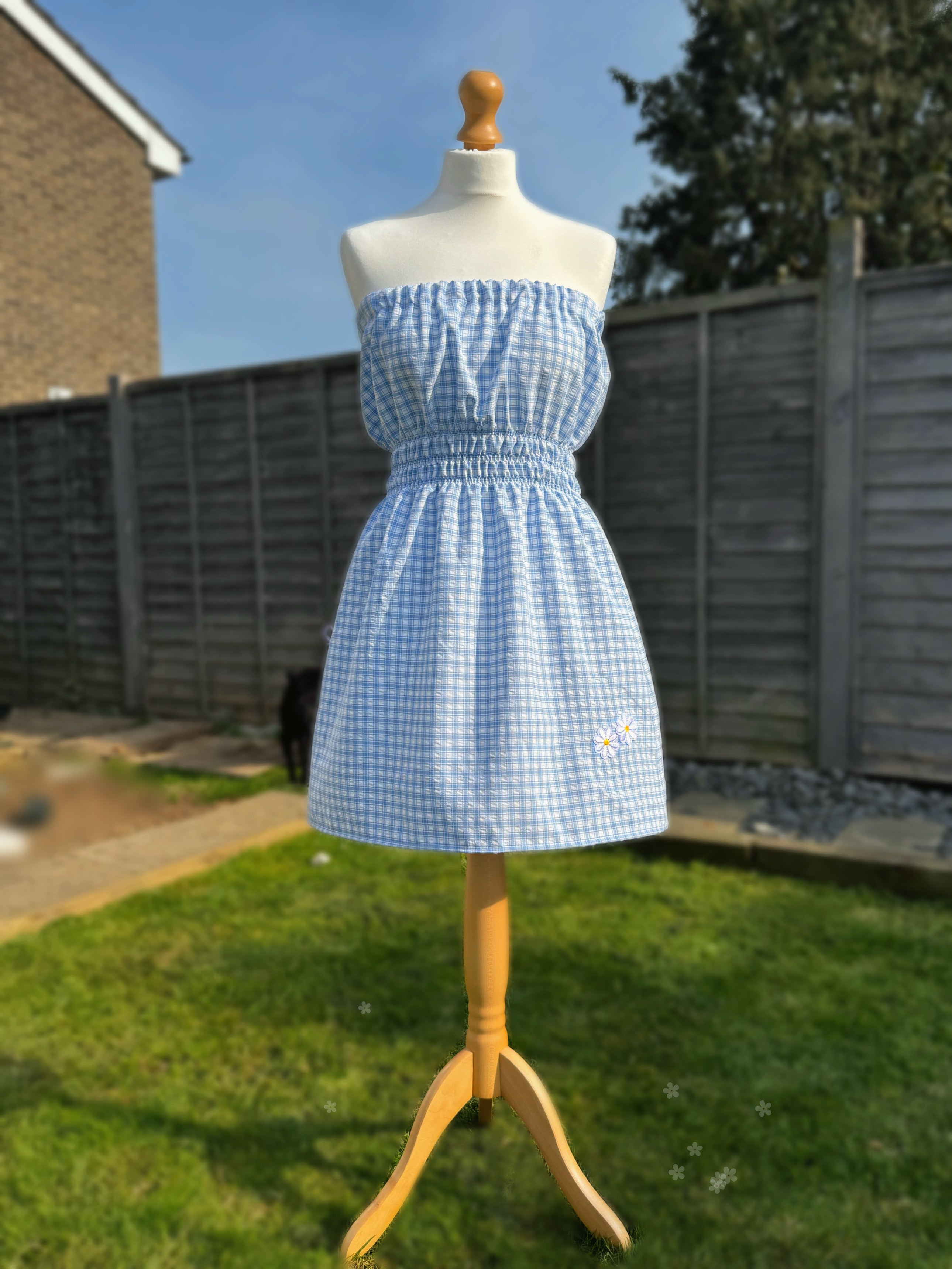 Bethany mini dress - uk 6-10 SMALL