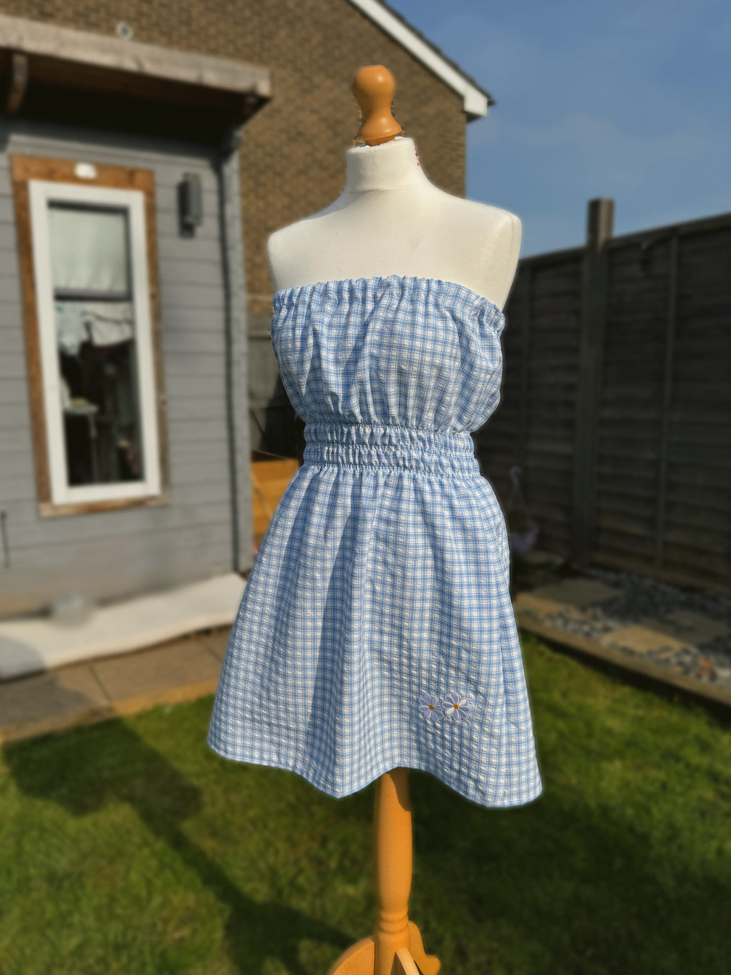 Bethany mini dress - uk 6-10 SMALL