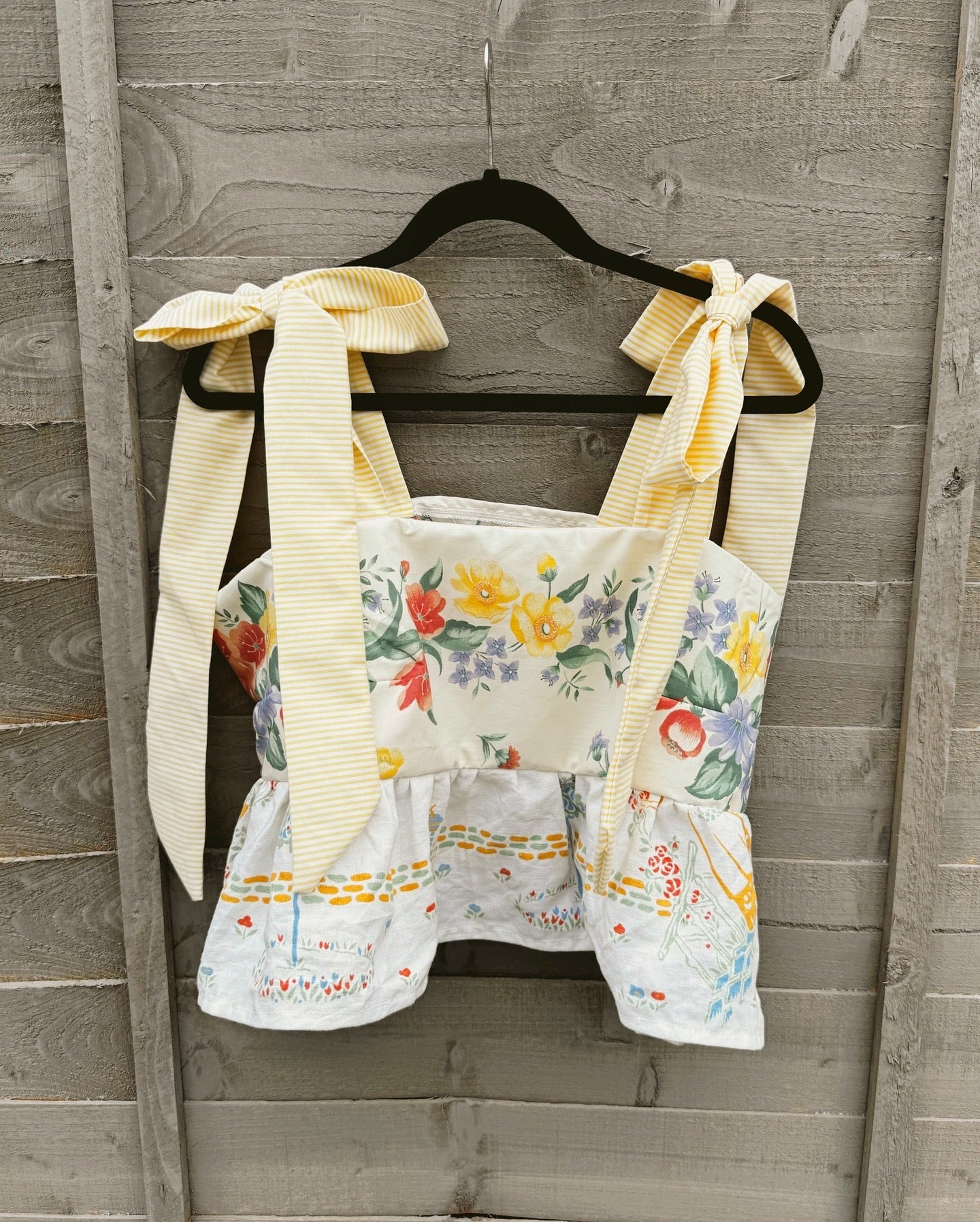 Jessica top UK14-16 - vintage textiles